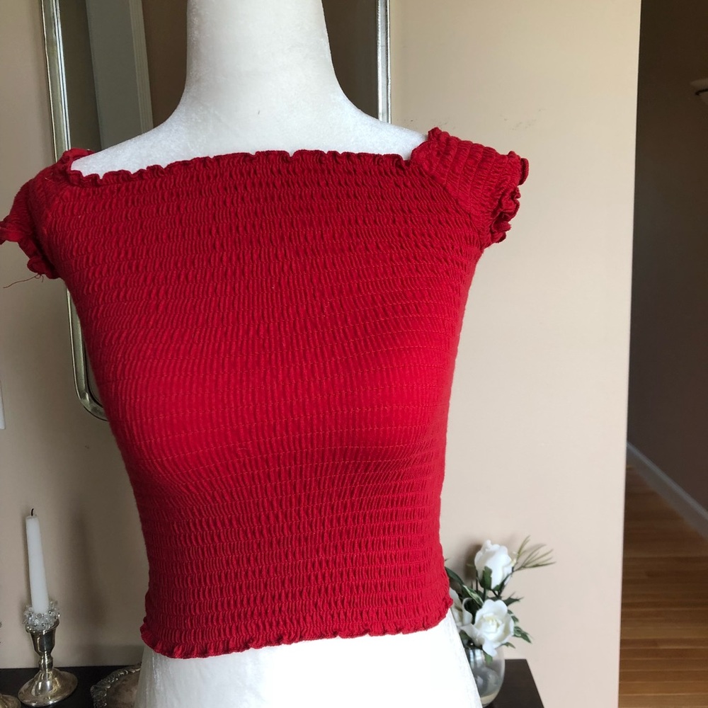 SHORT SLEEVE TOP